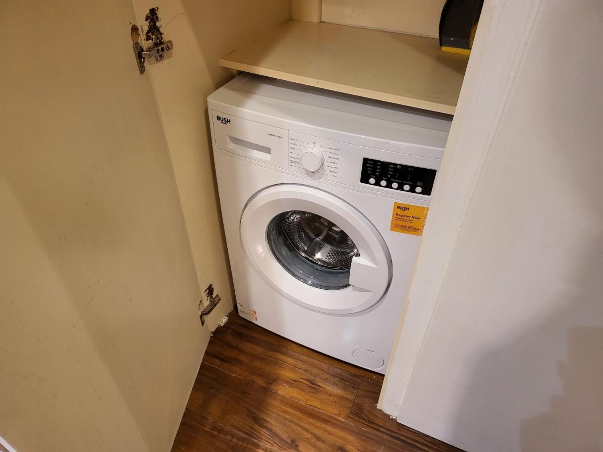 Great Apartment Next To Tooting Bec Tube Station! London Exterior photo