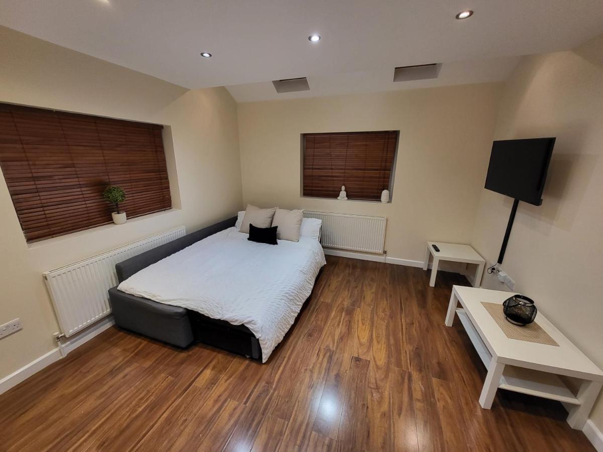 Great Apartment Next To Tooting Bec Tube Station! London Exterior photo
