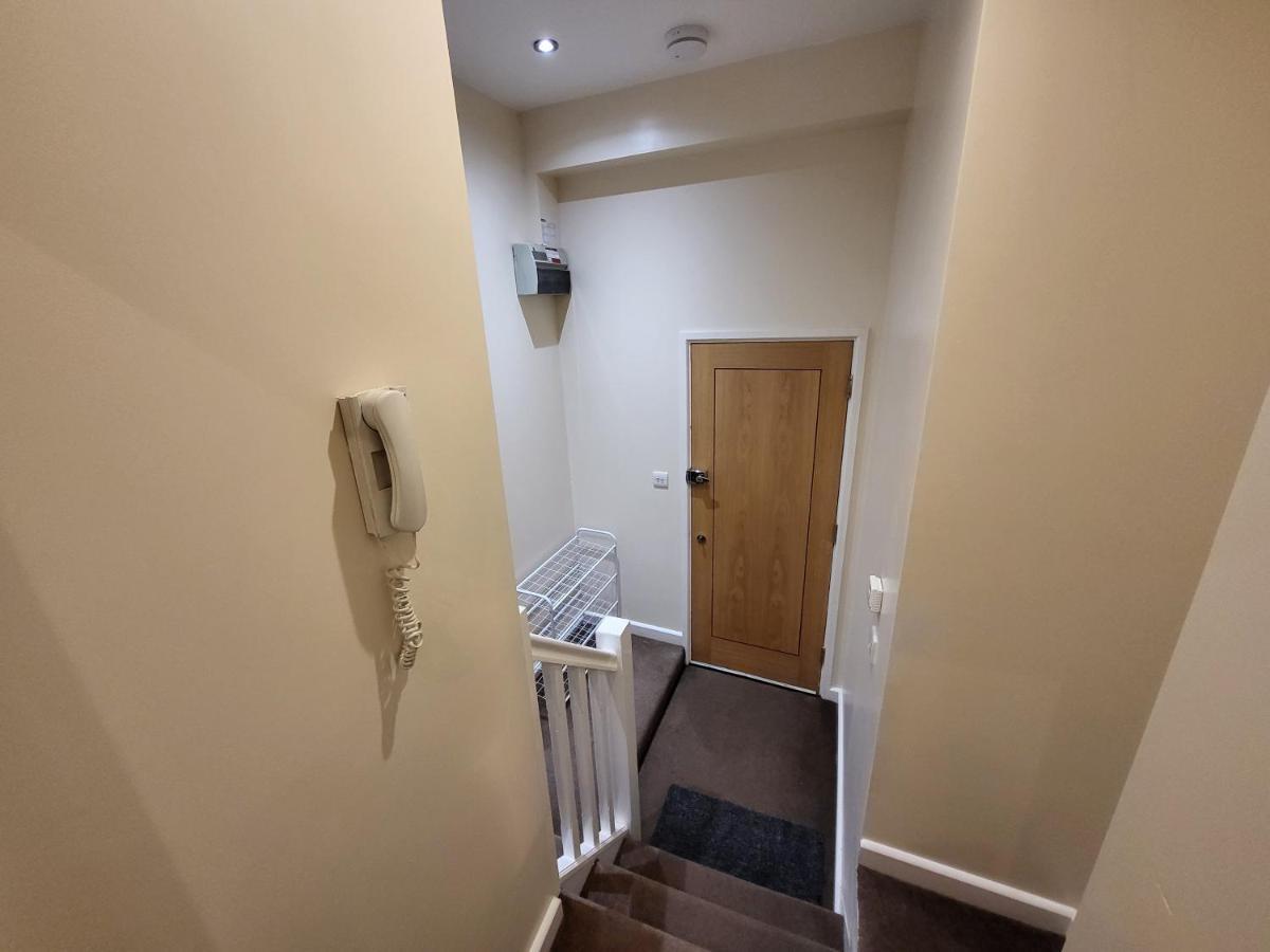 Great Apartment Next To Tooting Bec Tube Station! London Exterior photo