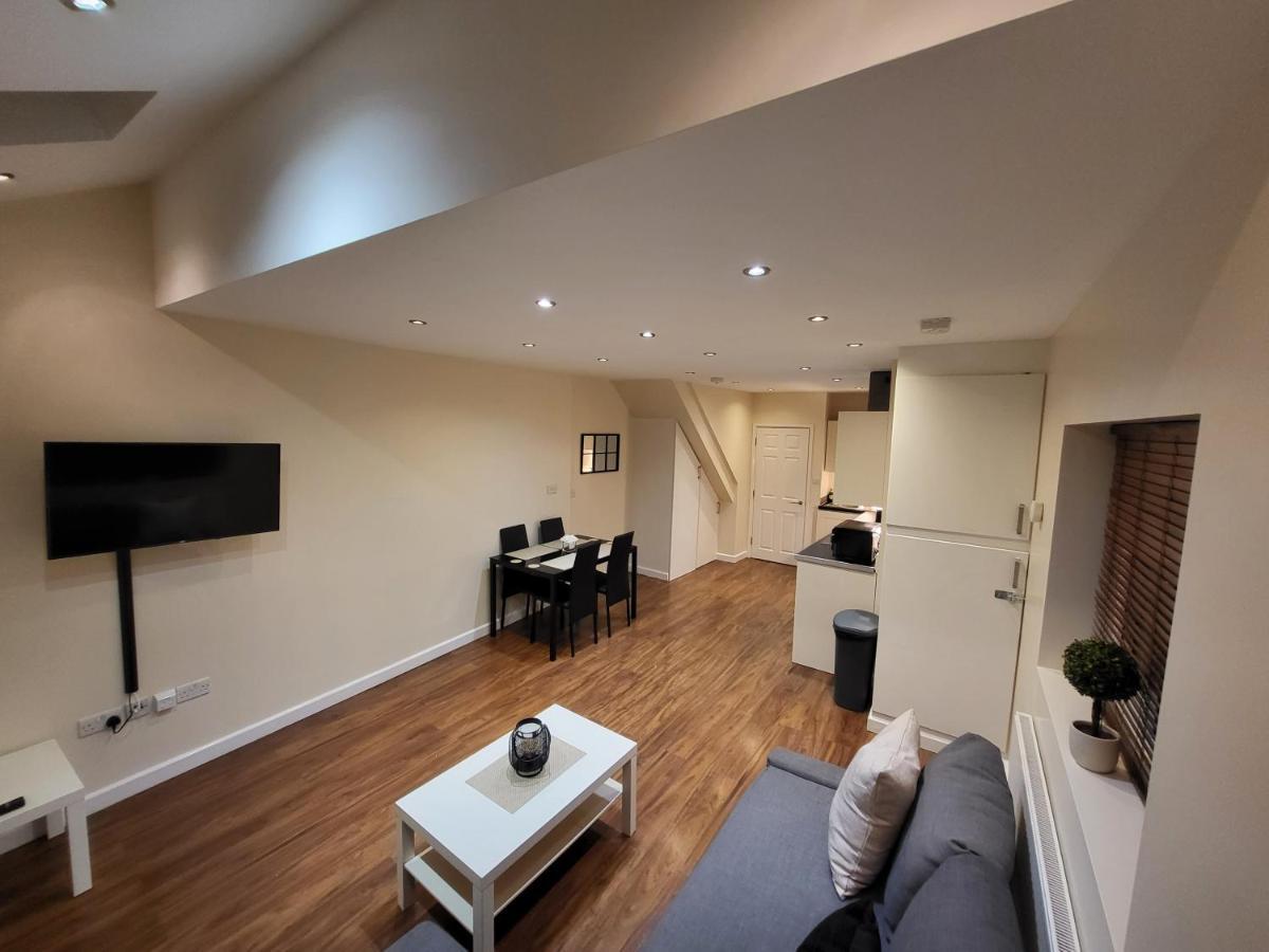 Great Apartment Next To Tooting Bec Tube Station! London Exterior photo