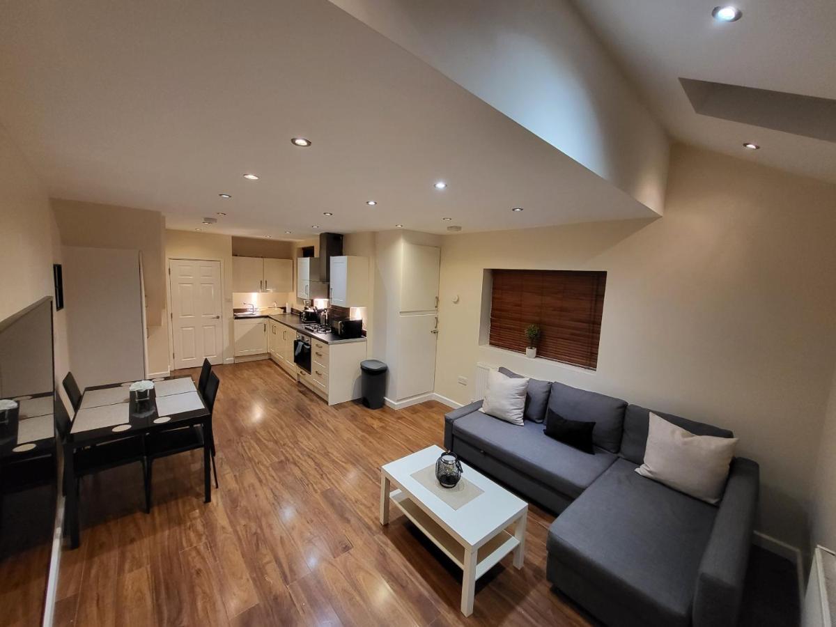 Great Apartment Next To Tooting Bec Tube Station! London Exterior photo