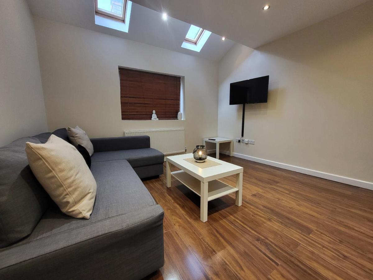 Great Apartment Next To Tooting Bec Tube Station! London Exterior photo
