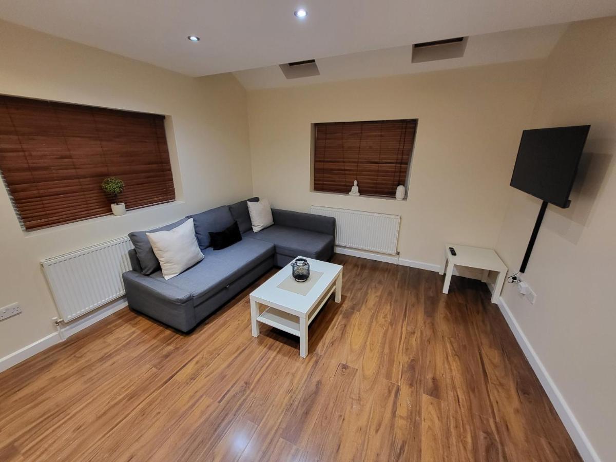 Great Apartment Next To Tooting Bec Tube Station! London Exterior photo