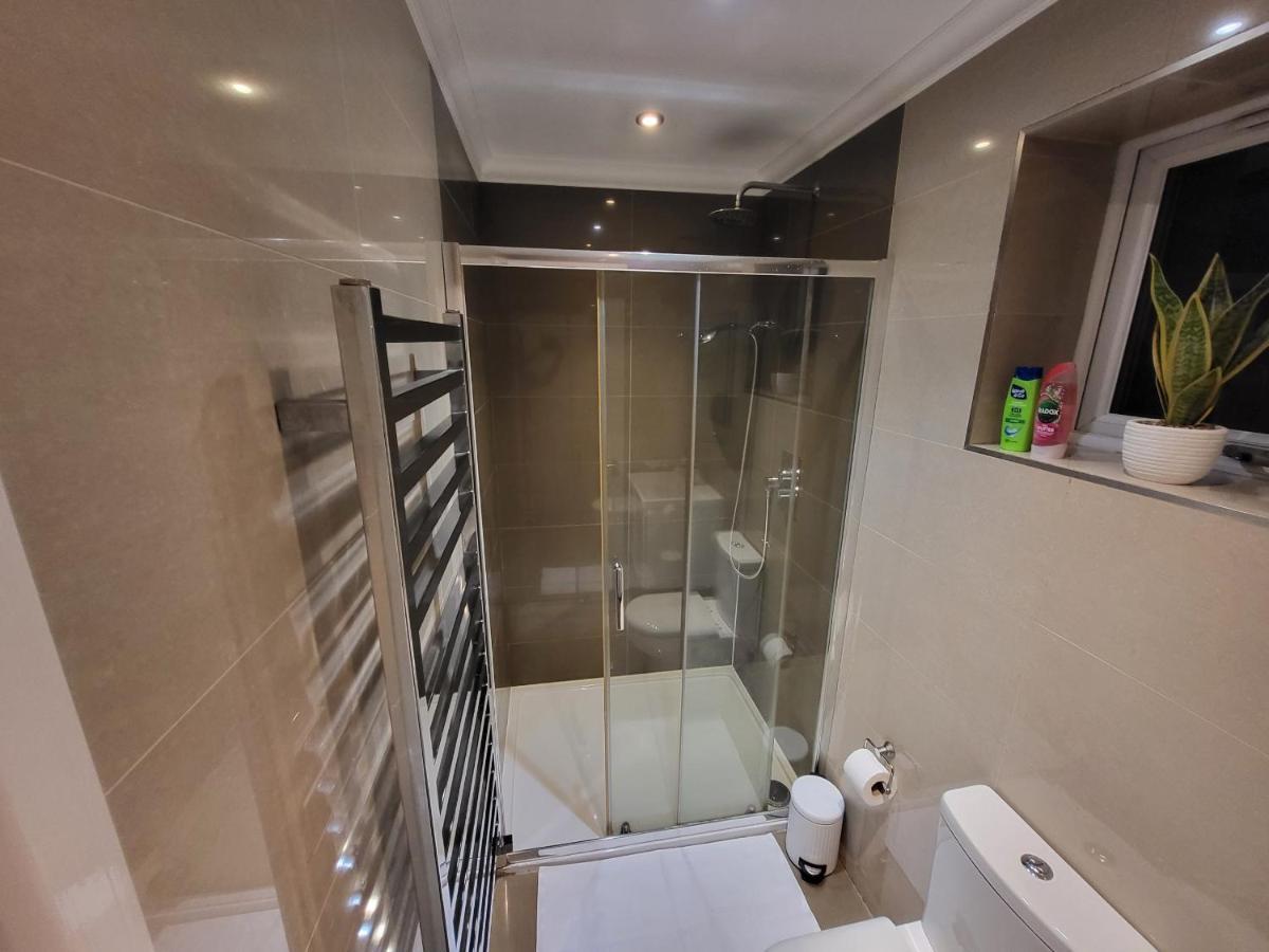 Great Apartment Next To Tooting Bec Tube Station! London Exterior photo