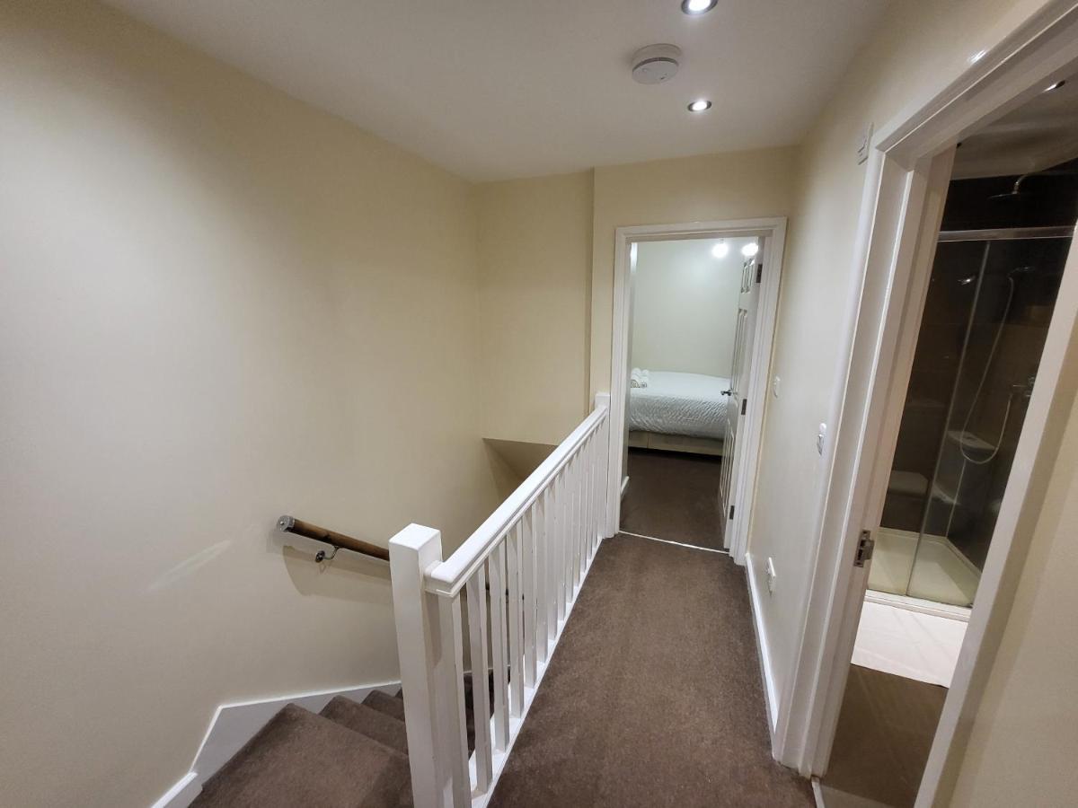 Great Apartment Next To Tooting Bec Tube Station! London Exterior photo